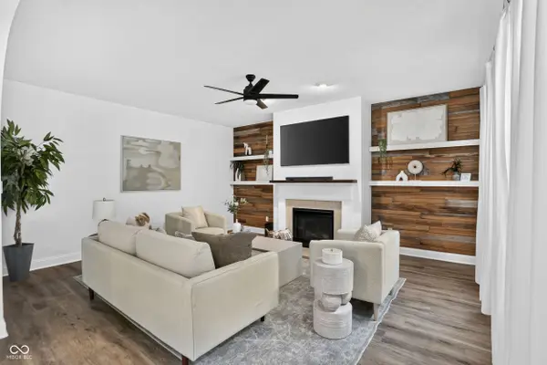 12381 Cricket Song LN, Noblesville, IN 46060