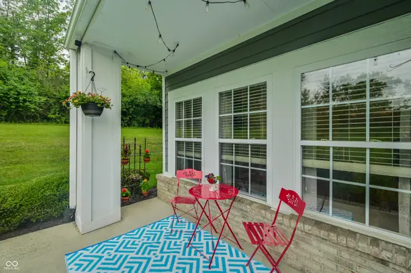 1025 Falcon RDG, Carmel, IN 46280