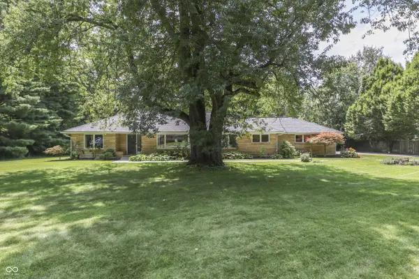 39 Highland Manor Court N, Indianapolis, IN 46228