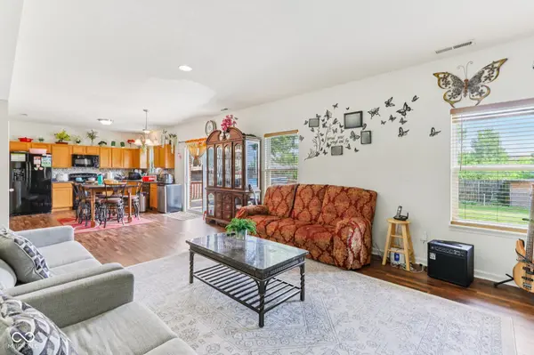 627 Appleseed DR, Indianapolis, IN 46217
