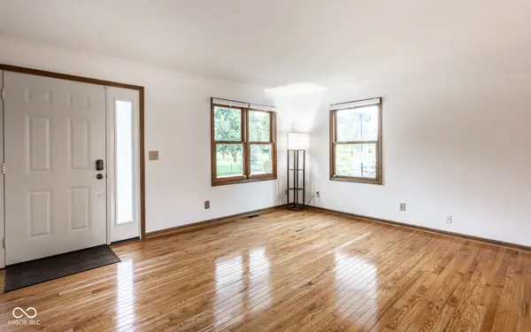 488 E 10th ST, Indianapolis, IN 46202