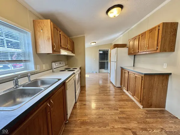 74 Tennessee, Clayton, IN 46118