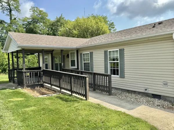 74 Tennessee, Clayton, IN 46118