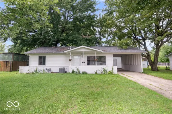 638 Sweetbriar AVE, Whiteland, IN 46184