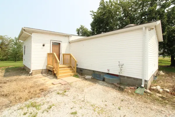 1860 E Us Highway 50, North Vernon, IN 47265