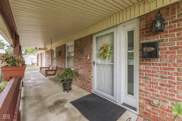 801 Willark DR, Whiteland, IN 46184