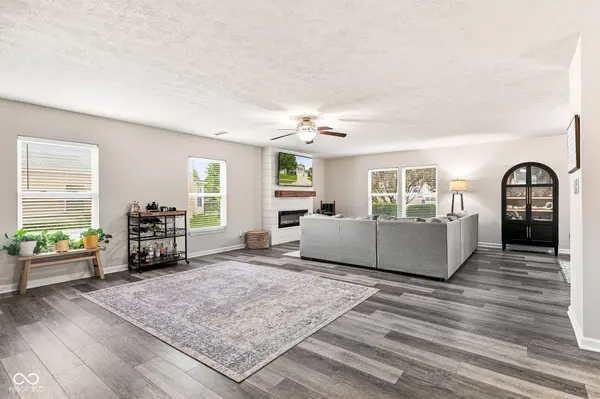 1240 Highland Lake WAY, Brownsburg, IN 46112