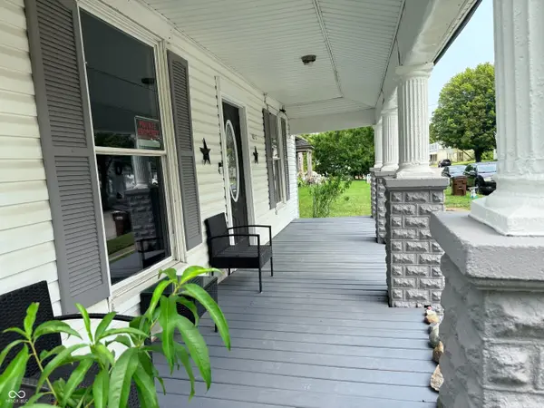 105 S Broad, Mooreland, IN 47360