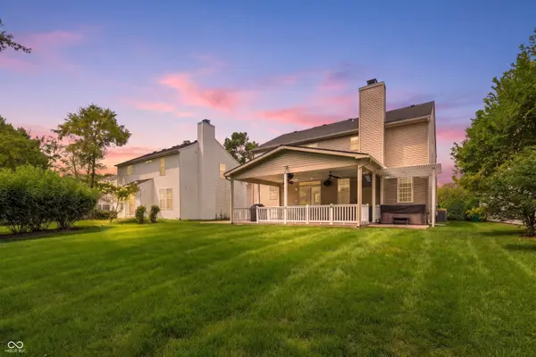 6513 Sussex DR, Zionsville, IN 46077