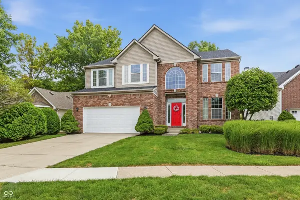 6513 Sussex DR, Zionsville, IN 46077