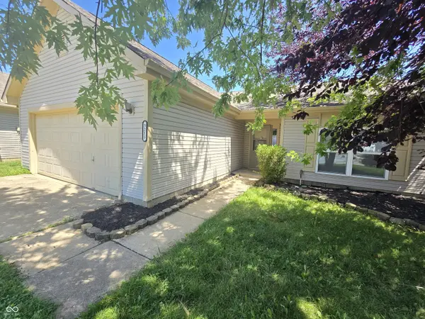 5213 Lakeside Manor DR, Indianapolis, IN 46254