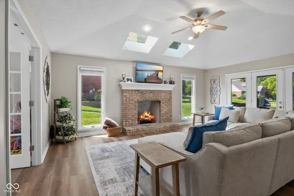 4548 Silver Springs DR, Greenwood, IN 46142
