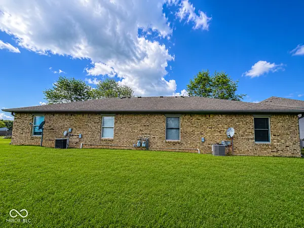 1409 1411 Crabapple CT, Martinsville, IN 46151