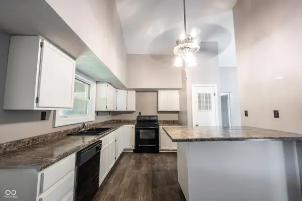 1327 W McDonald ST, Hartford City, IN 47348