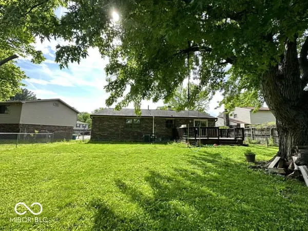 7311 Chimney Rock CT, Indianapolis, IN 46217