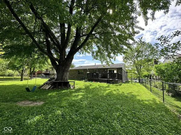 7311 Chimney Rock CT, Indianapolis, IN 46217