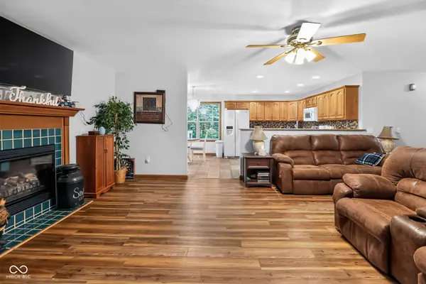840 W Gerking DR, Nineveh, IN 46164