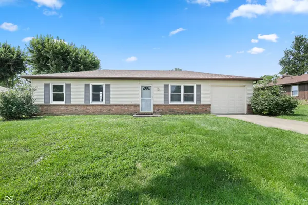 8824 N Miami Ridge RD N, Columbus, IN 47201
