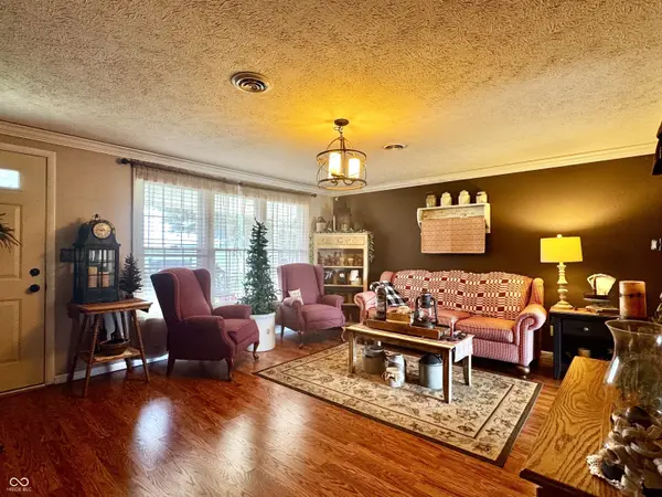 8250 W State Road 56, Lexington, IN 47138