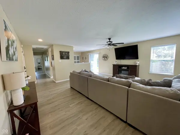 5 Covington ST, Brownsburg, IN 46112