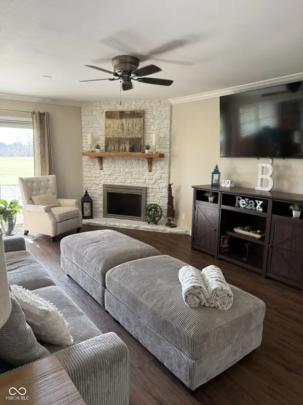 3043 Olive Branch RD, Greenwood, IN 46143