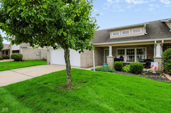 1068 Hilltop Commons BLVD, Whiteland, IN 46184