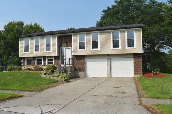 8059 Harvest LN, Indianapolis, IN 46256