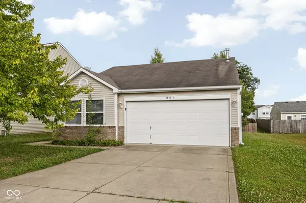 1845 Blue Pine LN, Indianapolis, IN 46231