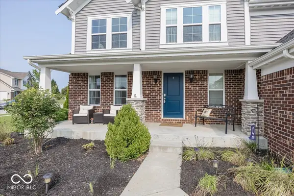 8740 Buttonbush CIR, Plainfield, IN 46168
