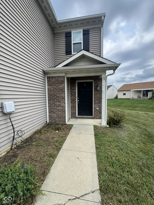 2003 Falcon CT, Franklin, IN 46131
