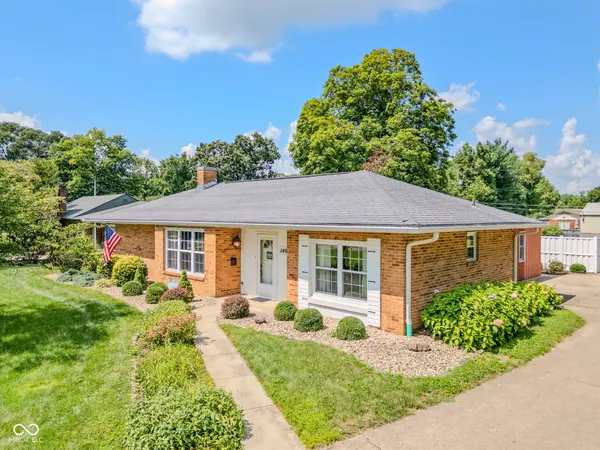 1406 Laurel DR, Columbus, IN 47203