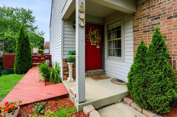 7854 Park North CIR, Indianapolis, IN 46260