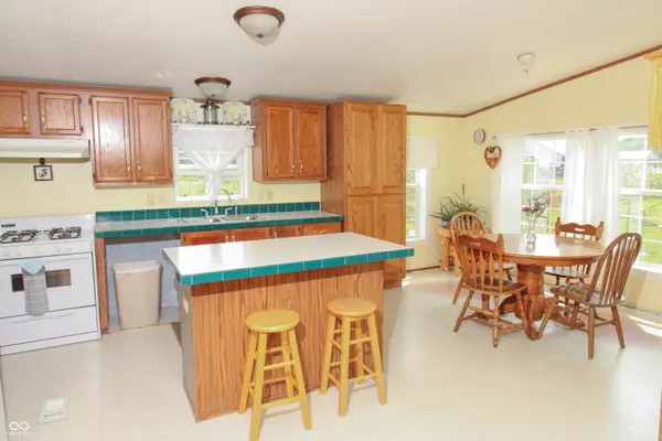 6875 E County Road 1100 N, Butlerville, IN 47223