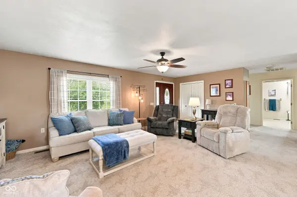 210 N Pittenger DR, Selma, IN 47383