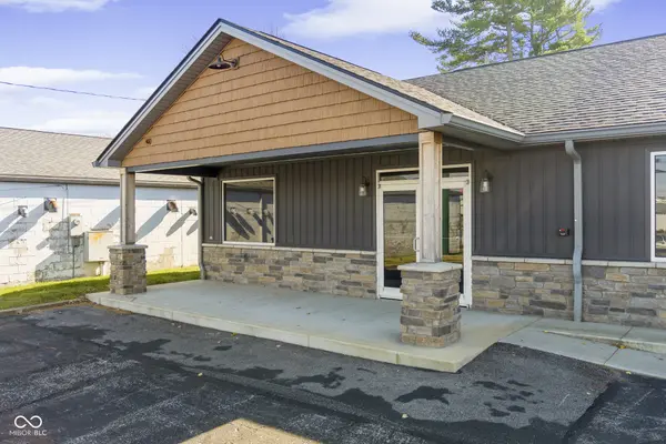 1416 E Tipton ST, Seymour, IN 47274