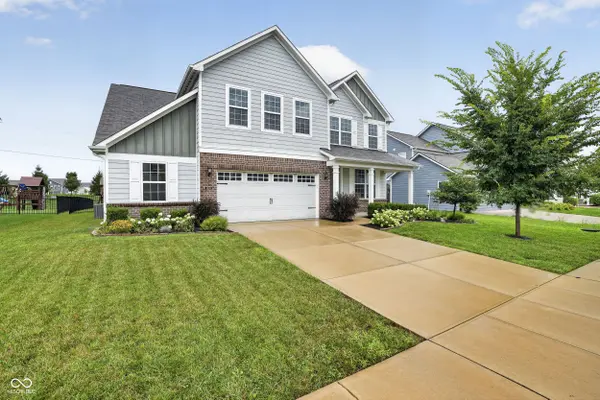 13570 Longrise LN, Fishers, IN 46037