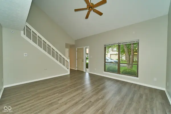 2512 Hideaway North DR, Indianapolis, IN 46268