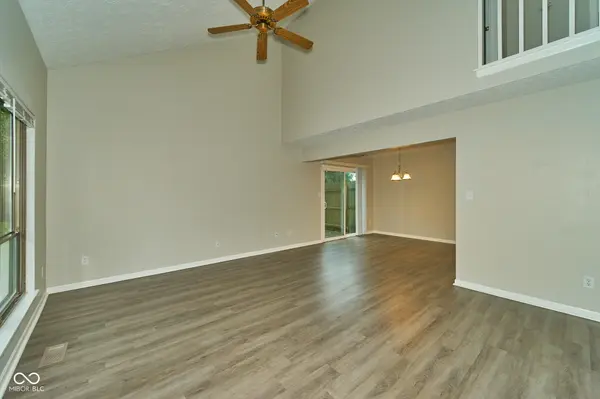 2512 Hideaway North DR, Indianapolis, IN 46268