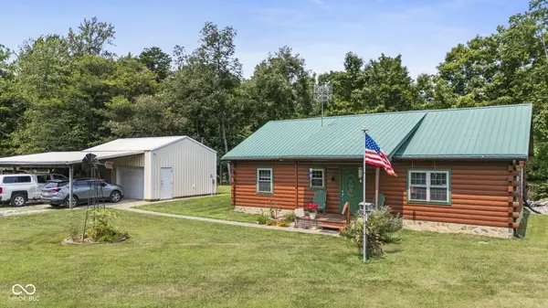 320 E Rooster Hill RD, Salem, IN 47167
