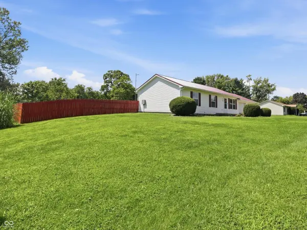118 S Jackson ST, Waveland, IN 47989