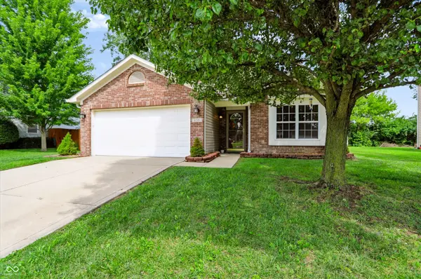 659 Sonoma LN, Greenfield, IN 46140