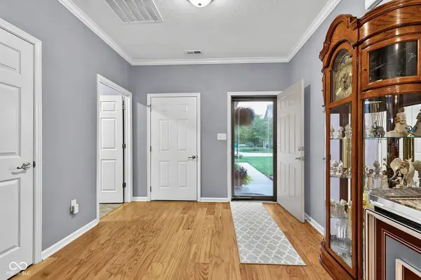 4242 Revere LN, Plainfield, IN 46168