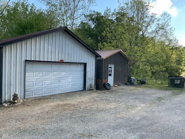 5447 & 5449 S Garrison RD, Connersville, IN 47331