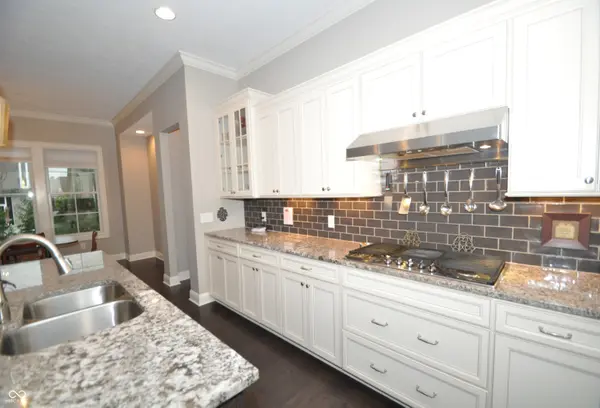 11509 Golden Willow CT, Zionsville, IN 46077