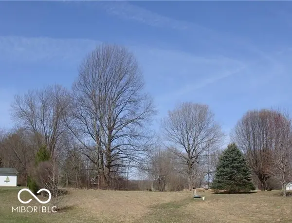 616 W Santee DR, Greensburg, IN 47240