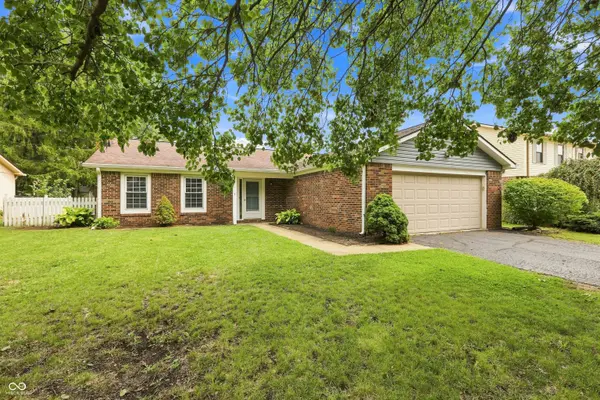 11715 Rush DR, Fishers, IN 46038