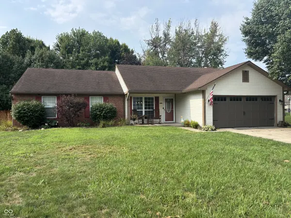 7818 Jaclyn DR, Indianapolis, IN 46237