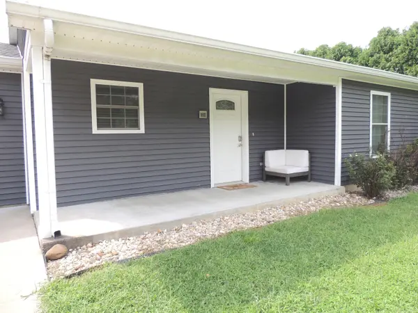 903 S Creek DR E, Greensburg, IN 47240
