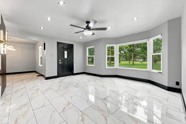 6204 Madison AVE, Indianapolis, IN 46227