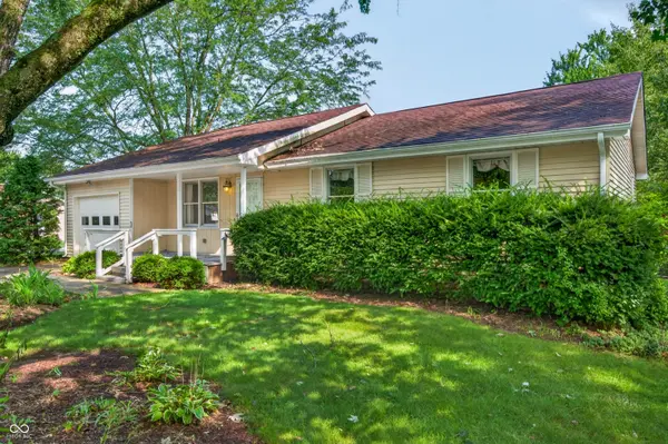 5310 Regency DR, Columbus, IN 47203
